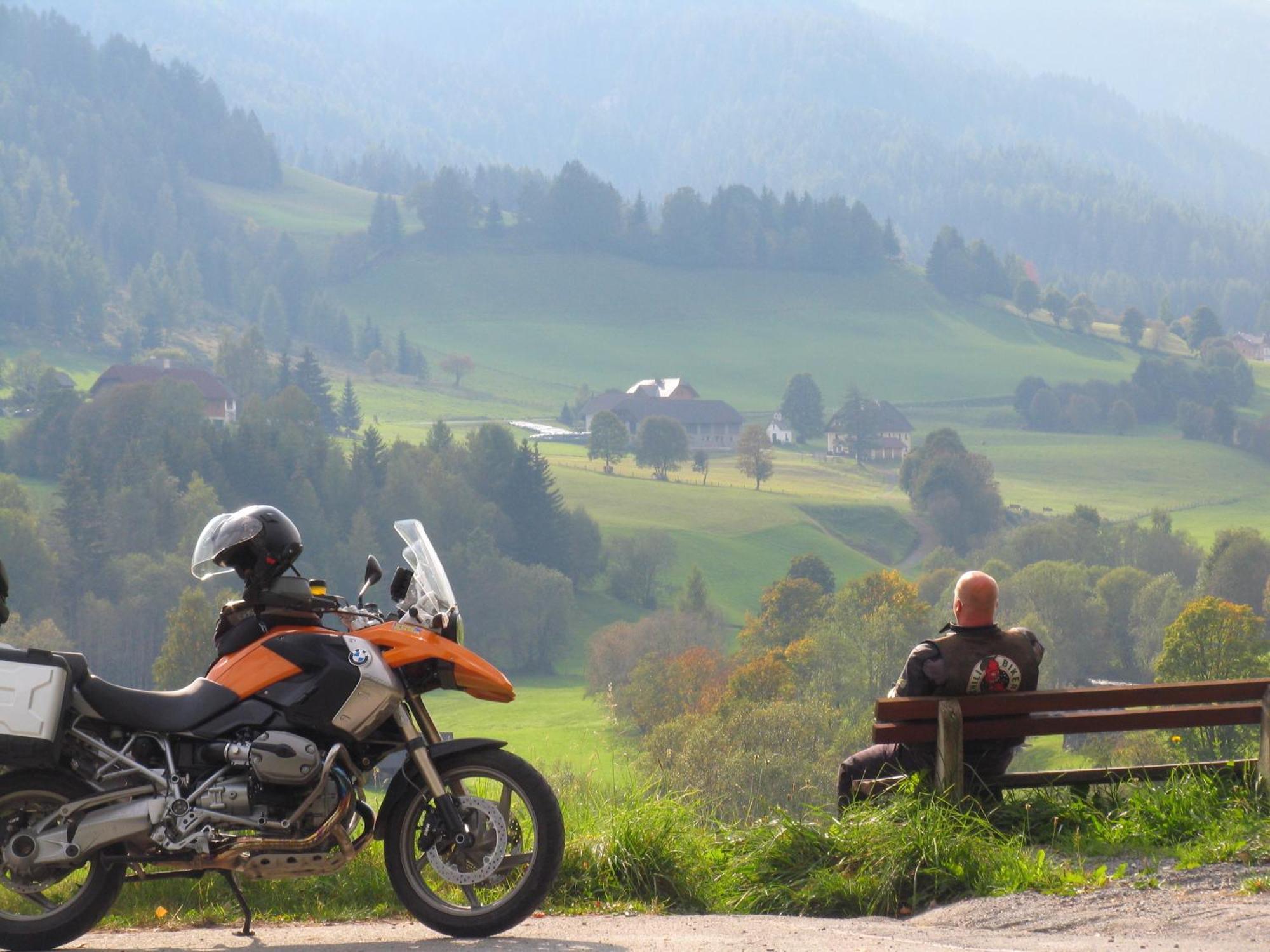 Hotel Kuchlerwirt Treffen Esterno foto